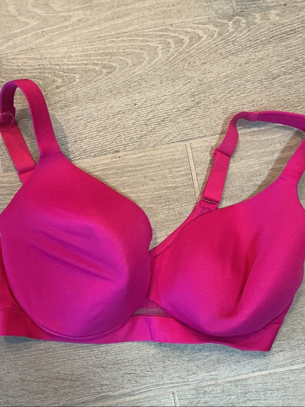 Cacique Lightly Lined Full Coverage Seemless T-Shirt Bra Bright Fuchsia sz 38F